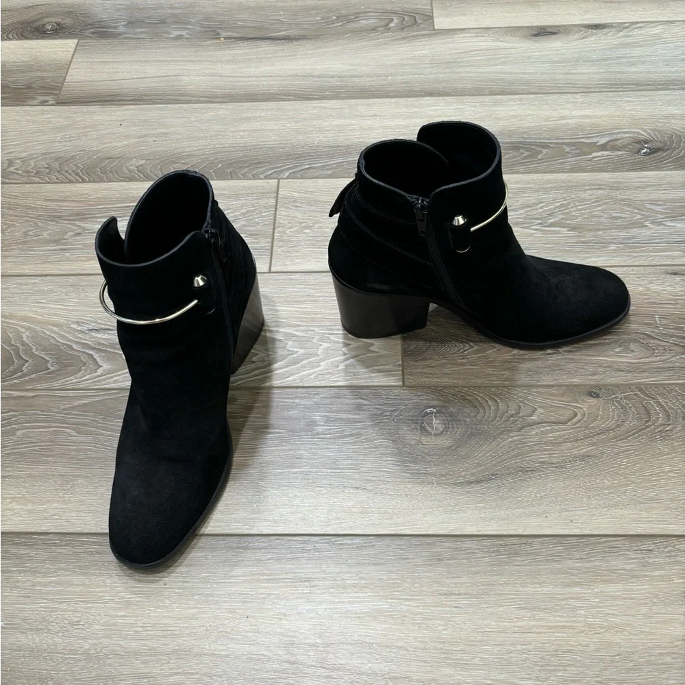 Balenciaga questions leave